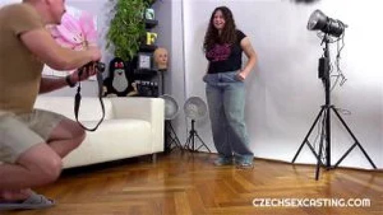 Gypsy curly babe fucks in casting