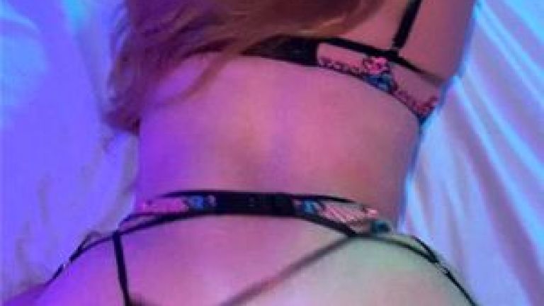 Skylar Snow Makes Her Assets Bounce While Receiving A Fuck