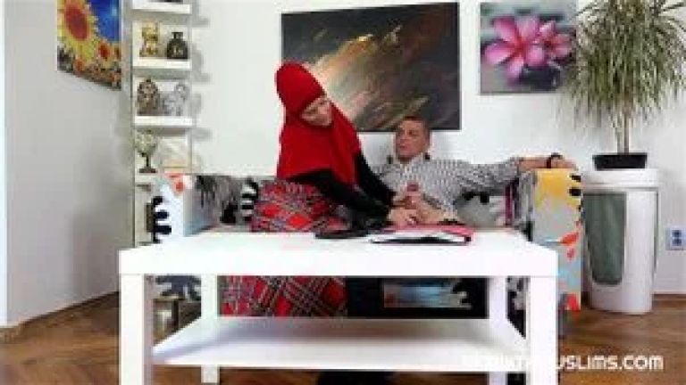 Sexy bitch in red hijab really loves hard cocks