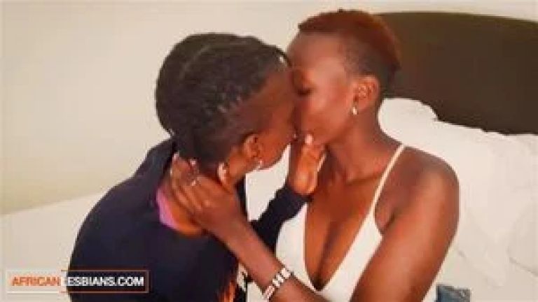 I hit record and these amateur BIG TITS EBONY LESBIANS went straight into fucking on camera
