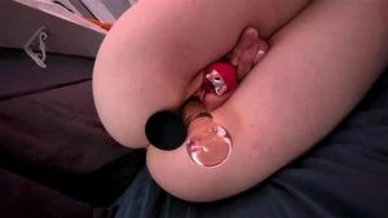 Making My Pussy Drool All Over the Sheets Cause I'm a Dirty Slut Who Just Loves A Good Fucking In All My Holes