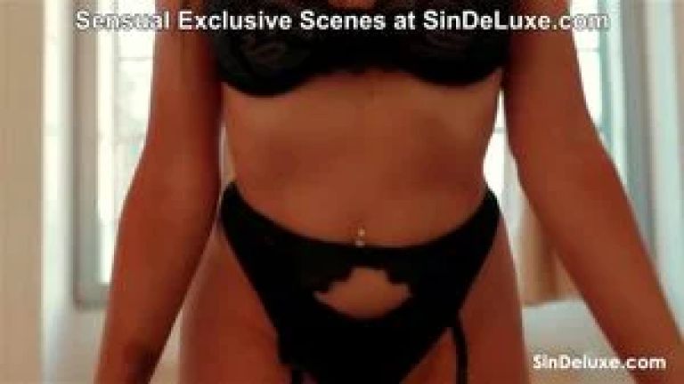 Sensual MILF Texas Patti Blow Your Mind at SinDeLuxe